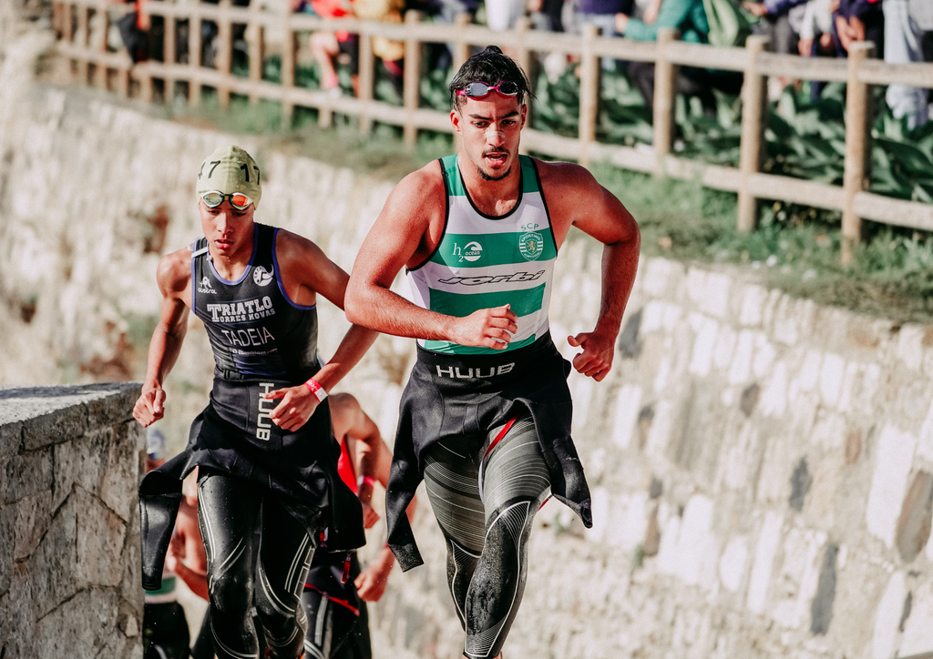 Hydration Salts vs. Sports Drinks: What's the Better Choice?